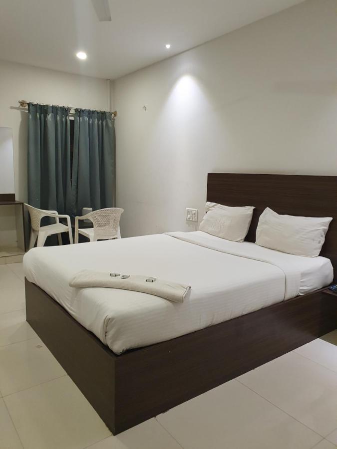 Super Hotel O Urban Inn Bangalore Buitenkant foto
