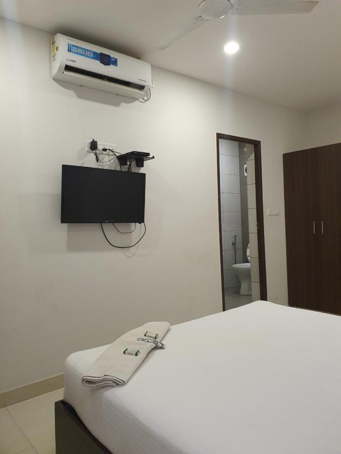 Super Hotel O Urban Inn Bangalore Buitenkant foto