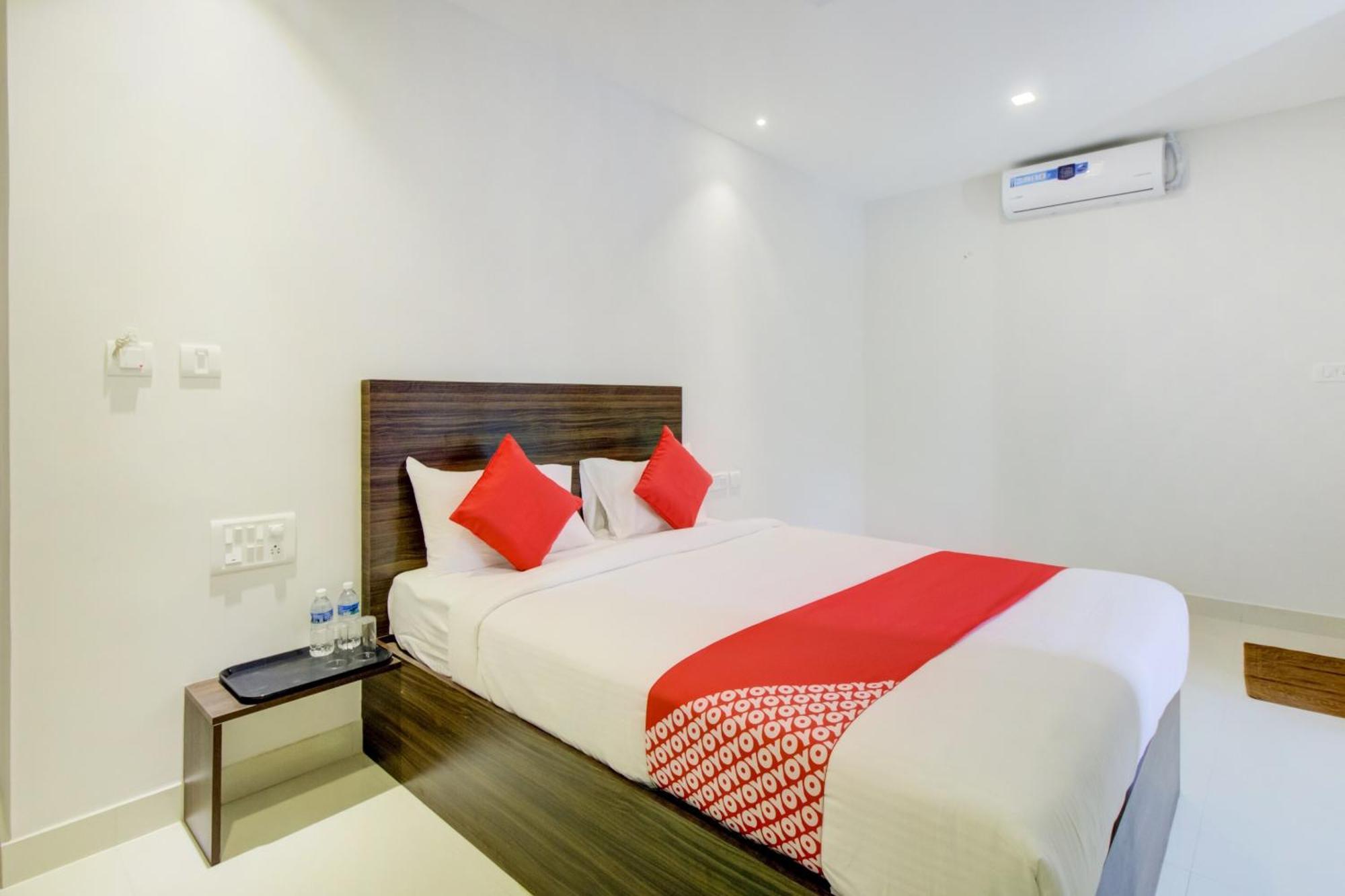 Super Hotel O Urban Inn Bangalore Buitenkant foto